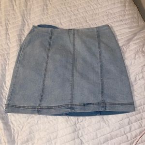 Wild Fable Medium Wash Denim Skirt | Size 10 US